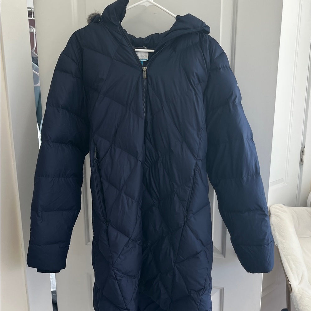 Columbia Women's Dark Blue Quilted Ski Jacket
